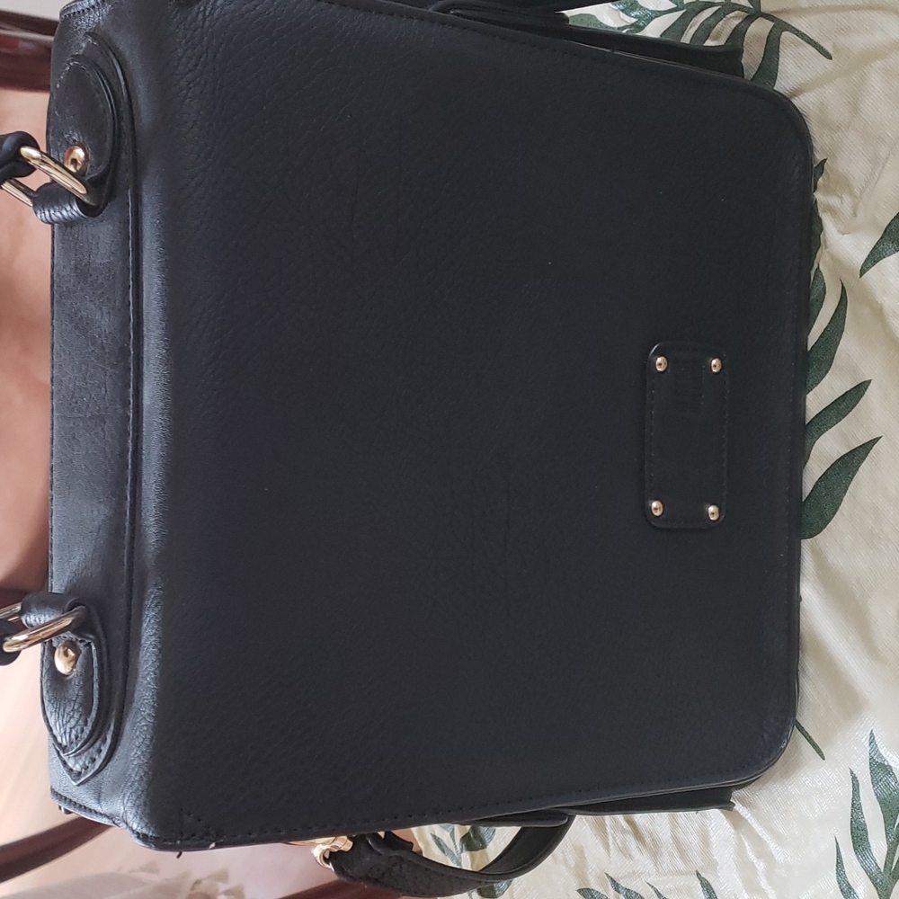 purse - Picture 2 of 3